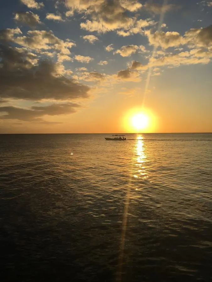Coral Seas Cliff Hotel Negril