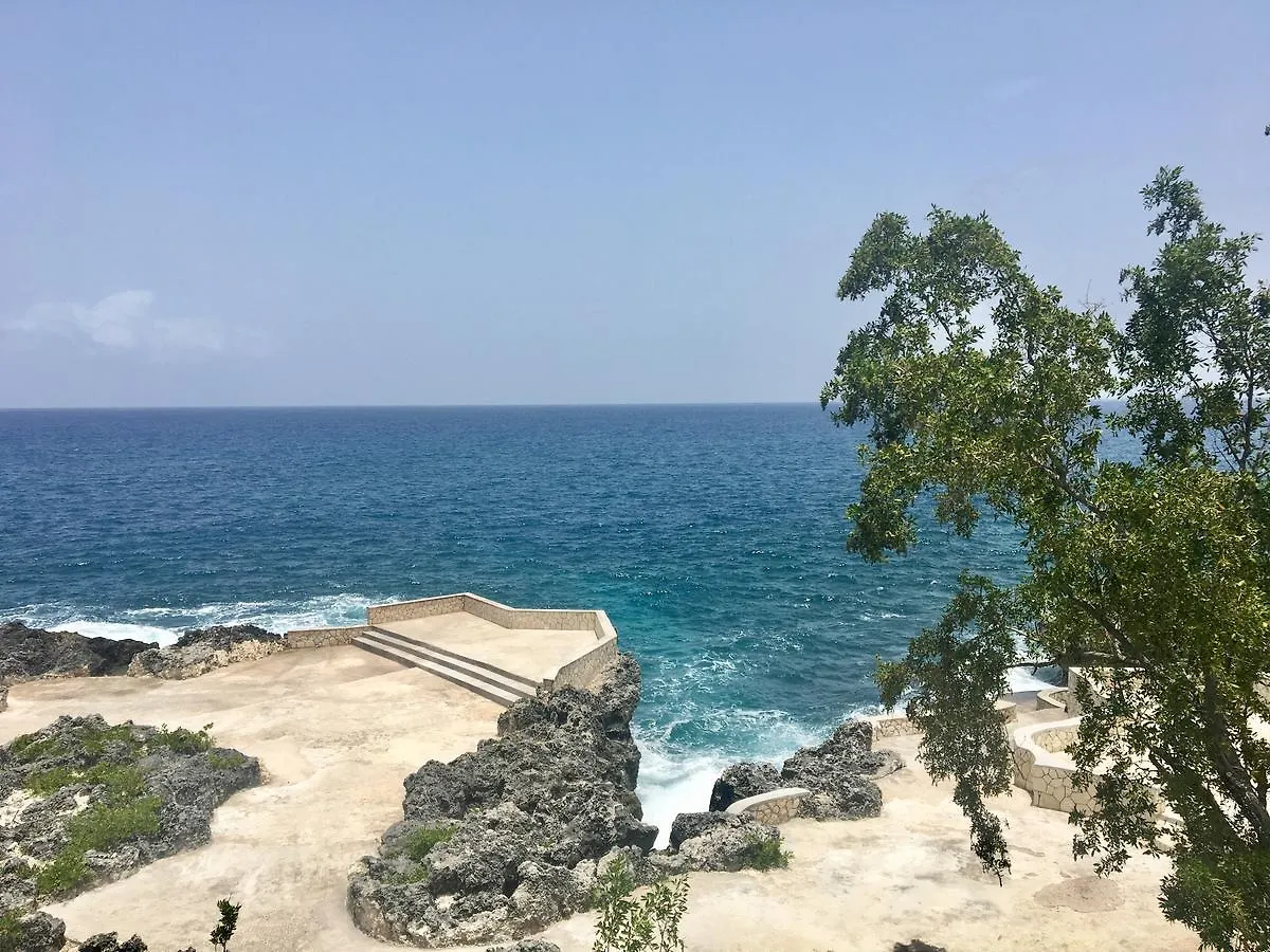 Coral Seas Cliff Hotel Negril